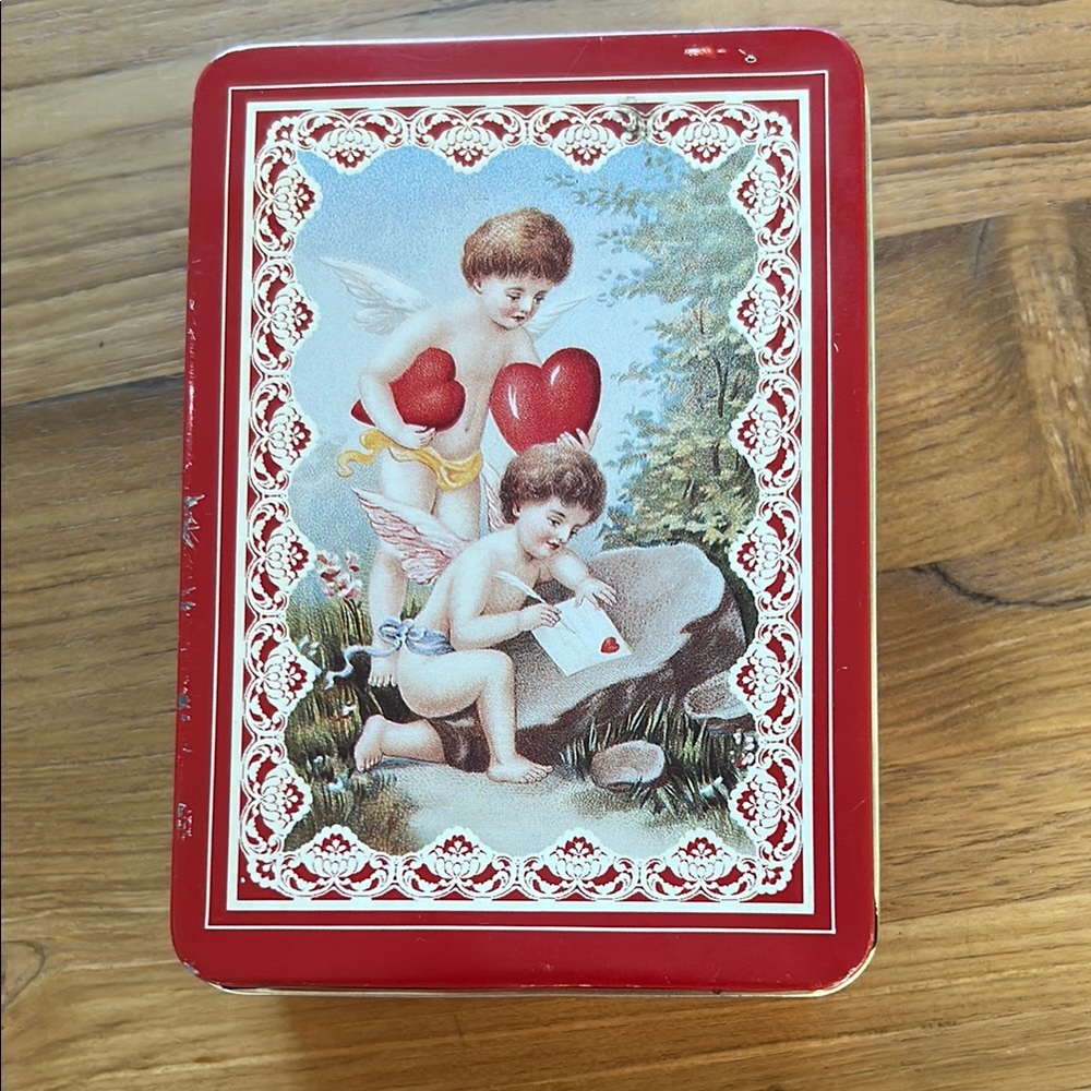 Vintage Valentine Tin